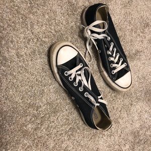 Converse low top